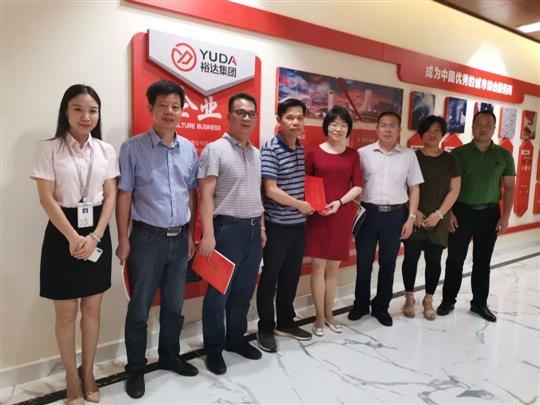 广西大学教师考察团一行莅临南宁万搏网页版登录入口-万搏（中国）
总部基地项目参观交流